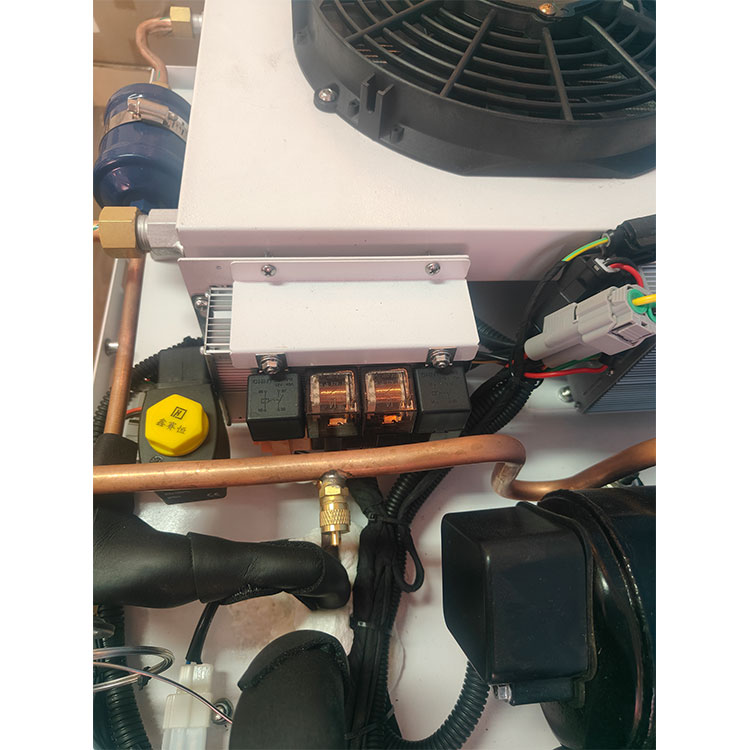 屋上設置型 12V/24V AC 0～-18℃ 冷凍ユニット - Food & Snacks Coloring Book Bold & Easy Pdf のレビューと価格